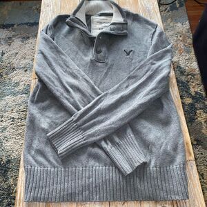 Men’s American Eagle Gray Pullover Sweater Medium